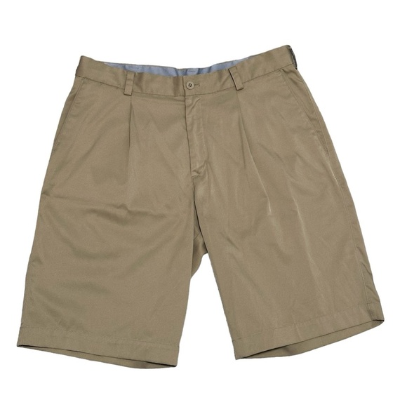 Men's Nike Performance 32 Medium Golf Shorts Khakis Chino Khaki Gripper Waist - Picture 3 of 9